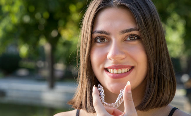 Clear aligners for discreet and comfortable teeth straightening Waterdown